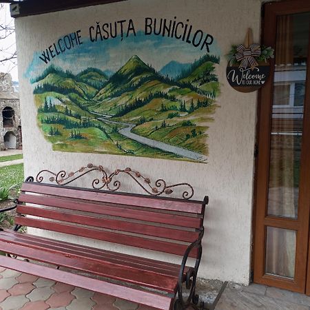 Casuta Bunicilor Villa Dorna Cindrenilor Ngoại thất bức ảnh