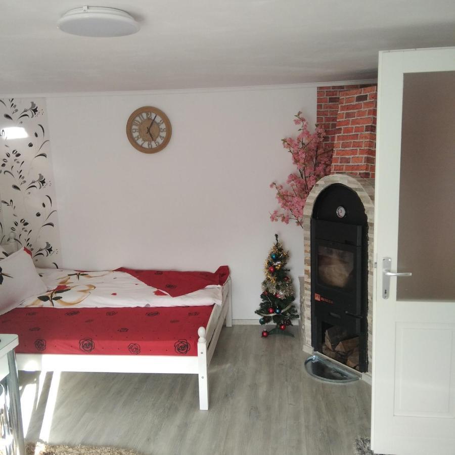 Casuta Bunicilor Villa Dorna Cindrenilor Ngoại thất bức ảnh